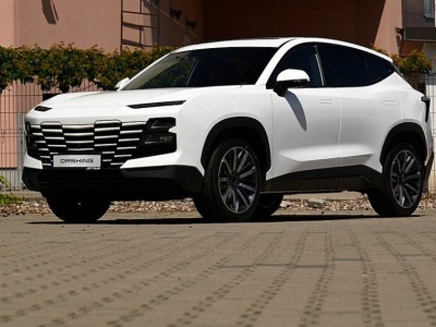 Jetour już do kupienia w Polsce. Ceny? Od 112 900 zł za SUV-a w stylu Lamborghini