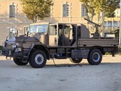 Nowa Scania z silnikiem przed kabiną, z oficjalnej produkcji – Le Vampire dla wojska