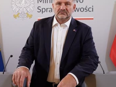 Projekt Żurka odbudowy legalnej KRS. Jej skład mają w wyborach wybrać sędziowie