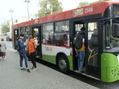 Długi weekend dla komunikacji miejskiej. Autobusy pojadą inaczej