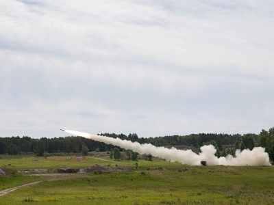 Szef NATO: wyprzedziliśmy Rosję w produkcji amunicji