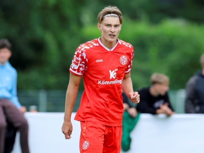 18-letni Polak w podstawowym składzie na mecz Ligi Konferencji! Ależ rozwój