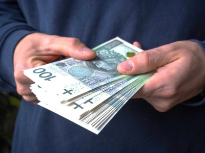 Płacą nawet 20 tys. zł i nie wymagają doświadczenia. Mimo to chętnych do pracy brakuje