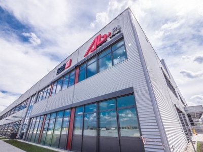 Analitycy nadal wierzą w AB. Wycena idzie w górę