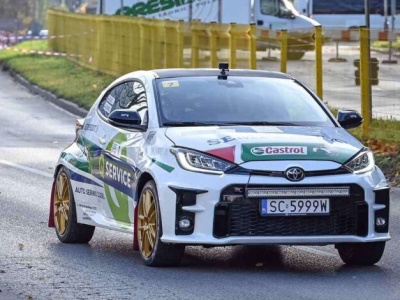 Uwaga! 8 listopada zmiany w komunikacji – a w centrum Częstochowy widowiskowa rywalizacja kierowców!!