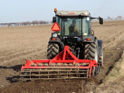 Premia dla młodego rolnika 300 tys. zł. Jakie szczegóły pomocy?