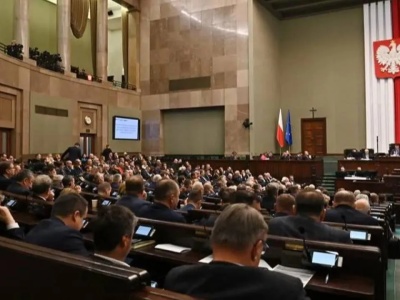 Ku czemu Polska idzie? Tomasz Łysiak o barbaryzacji polskiej polityki wewnętrznej