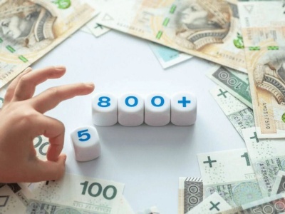 Chcą zlikwidować 800 plus, 13. i 14 emeryturę. Sprawą zajmie się Sejm