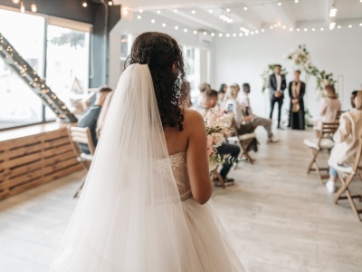 Ślub to pole minowe. Sale weselne sprytnie „opodatkowują” klientów