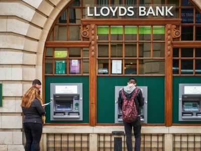 Świadczeniobiorcy mogą paść ofiarą masowych kontroli i zamykania kont