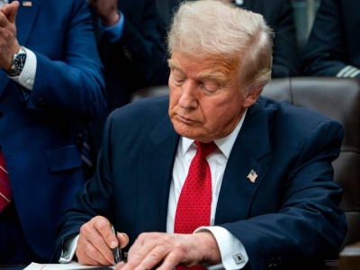 Najdłuższy shutdown w historii USA zakończony. Donald Trump złożył podpis