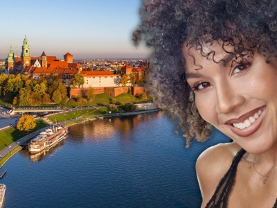 Sara chodziła do prywatnej podstawówki, bo mama chciała ją chronić. 