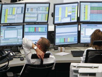 Rekord europejskiego rynku akcji zachęca do realizacji zysków, ale Stoxx Europe 600 nadal rośnie