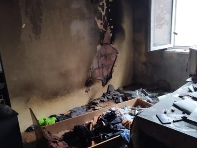 Pożar mieszkania, strach ludzi i ewakuacja. Dzielnicowa zapobiegła tragedii!