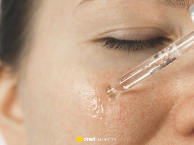 To naszpikowane kwasami serum wysysa zaskórniki jak odkurzacz! Teraz z dużym rabatem