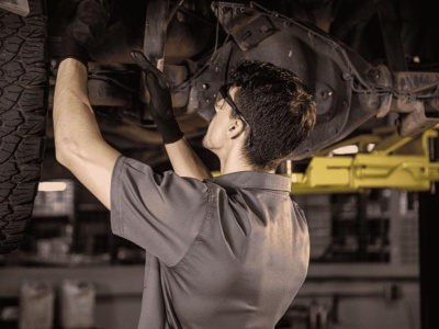 Cały miesiąc promocji w Stellantis. Listopadowy festiwal rabatów na części, akcesoria i usługi serwisowe