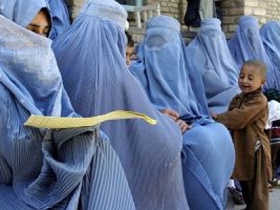 Obsesje talibów. Kobiety bez burek odsyłane są ze szpitali
