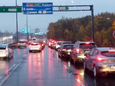 Brak wiaduktu paraliżuje ruch na autostradzie A4. Nieprędko się to zmieni