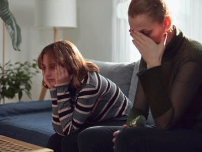 Nie lubisz przyjaciela swojego dziecka? Uważaj, aby nie popełnić tego kardynalnego błędu