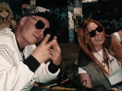 „Półwpi*rdol” – DoubleYou i Riddi z podwójną premierą