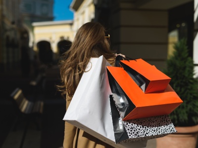 Marki luksusowe mają problem z klientelą z pokolenia Z. Dlaczego się nie rozumieją?