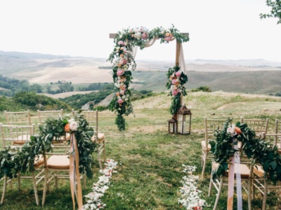 Ślub w plenerze jak z amerykańskich filmów… ale za dodatkową opłatą