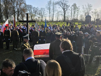 Pogrzeb w Mościskach. Wieczna warta obrońców Lwowa. Polska nie zapomniała
