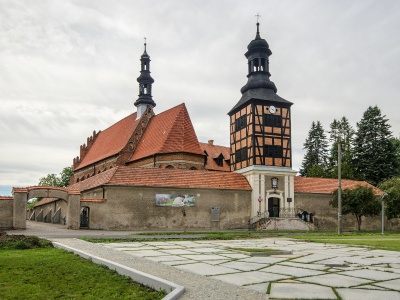 Unikatowy pochówek w Kazimierzu Biskupim. Archeolodzy przeszli tunelem do ukrytej krypty