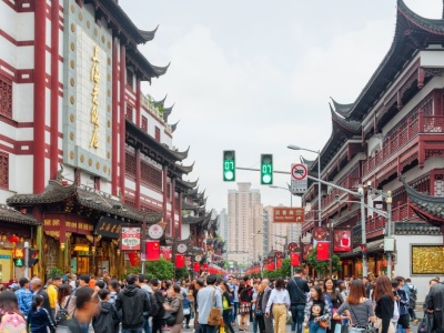 Liczą 310 milionów osób i są warci bilion juanów. Kim są chińscy silversi?