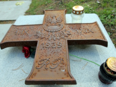 IPN: dewastacja miejsc pamięci jest działaniem niegodnym cywilizowanych narodów