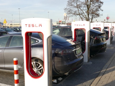 Supercharger w Poznaniu obsługuje auta innych marek. Ceny? Konkurencja może mieć problem