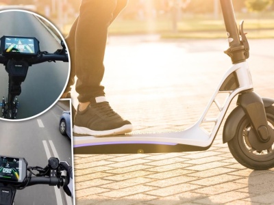 Gnał hulajnogą jak szalony, wyprzedzał nawet samochody. Nagrania szokują