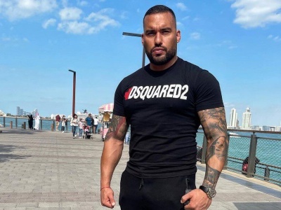 Jongmen chce znaleźć tego mężczyznę: „Wyłudza pieniądze na raka”