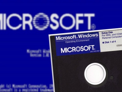 System, który otworzył drogę do dominacji Microsoftu. Windows 1.0 ma już 40 lat