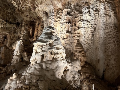 Jaskinia Jaworzycka (Javoříčské jeskyně) – podziemny cud Moraw