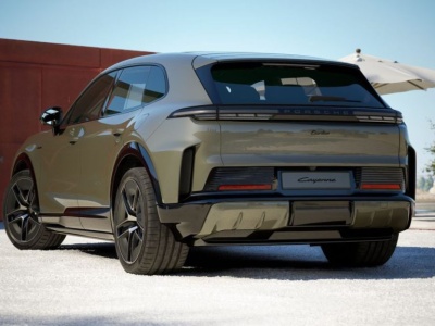 To najmocniejsze seryjne Porsche w historii. Tylko napędu żal