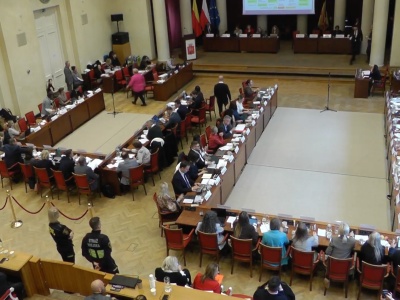 Warszawa w nocy będzie bezpieczna? Radni przyjęli program