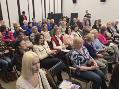 Rak to nie wyrok. „Piotrków Trybunalski! Tu też jest onkologia” – konferencja w Mediatece