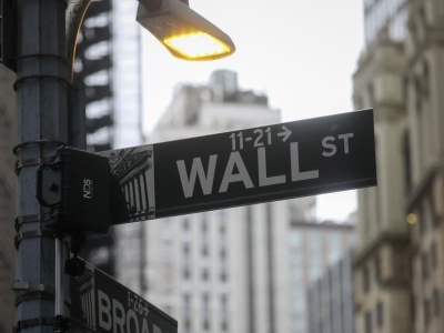 Gwałtowny zwrot na Wall Street. AI i rynek pracy studzą nastroje