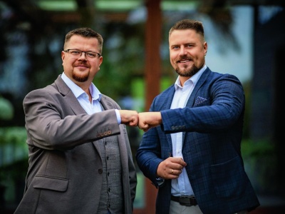 Jak polscy mleczarze dokopali się do złota? „Na badania nad »superbiałkiem« wydaliśmy 80 mln zł”. Poza nimi produkują je tylko trzy firmy w Europie