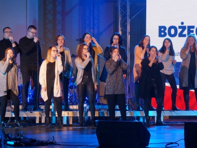 Muzycy i blogerzy podzielą się swoją wiarą z młodzieżą