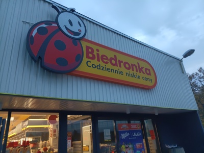 Miliony dla pracowników Biedronki. Jest komunikat