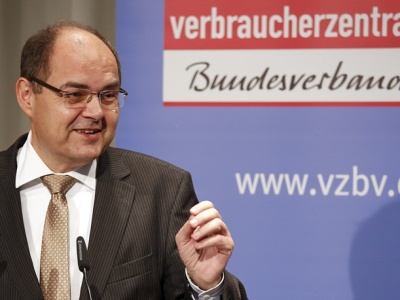 Hełm SS dla niemieckiego polityka od ministra handlu Bośni i Hercegowiny. Jest „uosobieniem zła”