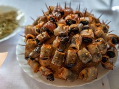 Na andrzejki robię błyskawiczną przekąskę. 5 minut zwijania i resztę zrobi piekarnik