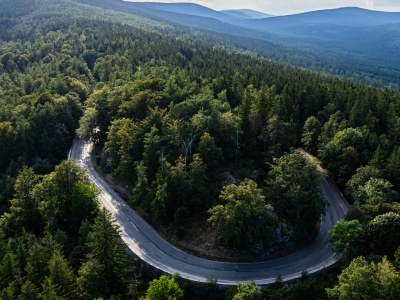 Spór o Zakręt Śmierci. Kontrowersyjna budowa wstrzymana