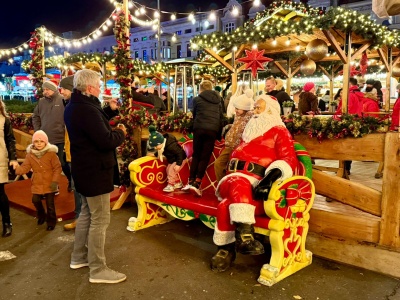 W Bydgoszczy czuć już święta! Na Starym Rynku ruszyła kolejna edycja jarmarku