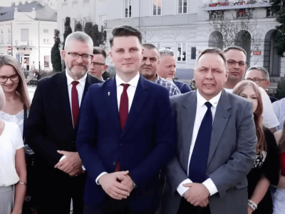 Wyrzucili go z partii po ujawnieniu romansu z celebrytką. Korczarowski ujawnił szczegóły rozstania