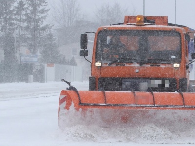 Zima nie odpuszcza. W weekend opady śniegu, mgły i oblodzenia spowodują spore utrudnienia