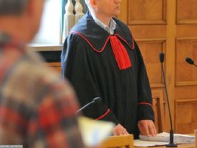 Ruszył proces w sprawie przekrętu. 35 oskarżonych i ponad 200 zarzutów