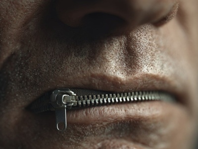 „Stworzyliśmy Ministerstwo Prawdy”. Tomasz Cukiernik dosadnie o cenzurze internetu